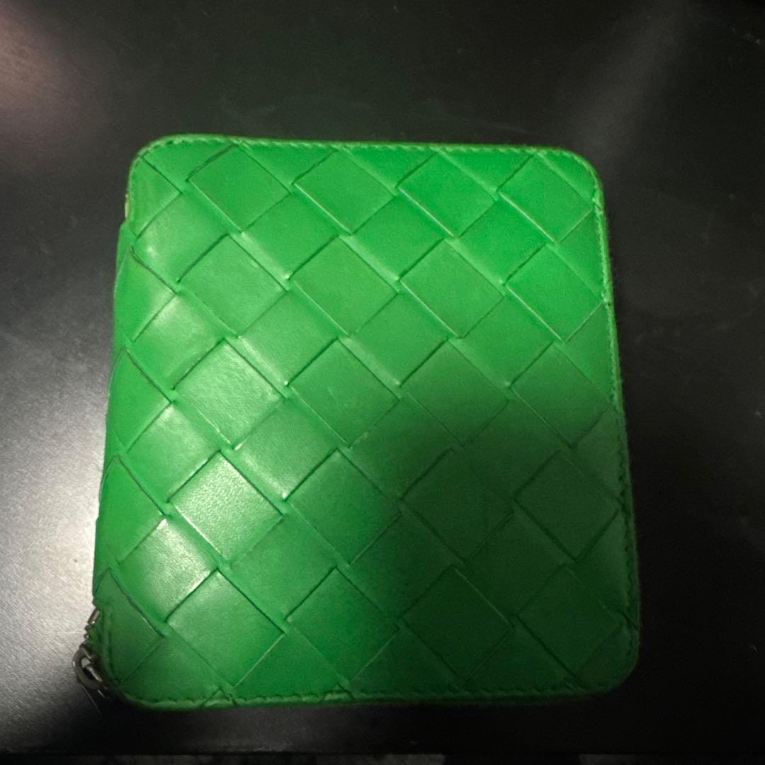 ボッテガヴェデタ レザー 二つ折り財布