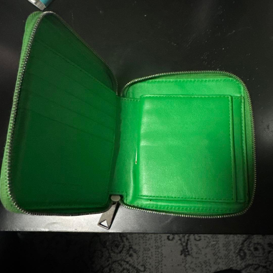 ボッテガヴェデタ レザー 二つ折り財布