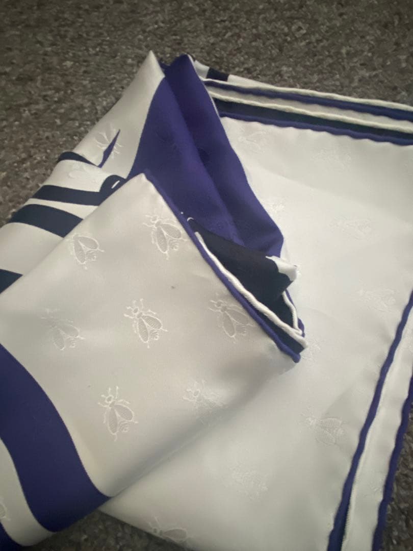 未使用品　 Hermes スカーフ　カレ90 式典用馬勒 ブリッド・ドゥ・ガラ