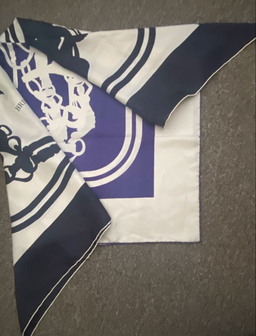 未使用品　 Hermes スカーフ　カレ90 式典用馬勒 ブリッド・ドゥ・ガラ