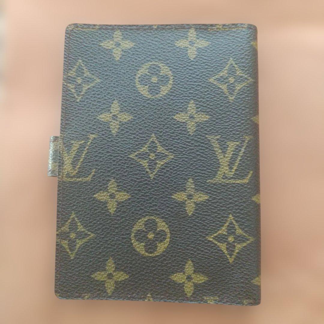 ルイヴィトン 手帳カバー