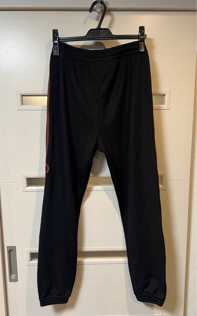 GUCCI グッチ ロゴ ジャージー　パンツ　デニム　トレーナーパンツ