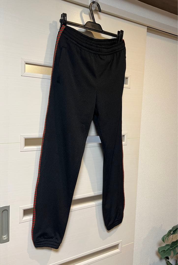 GUCCI グッチ ロゴ ジャージー　パンツ　デニム　トレーナーパンツ