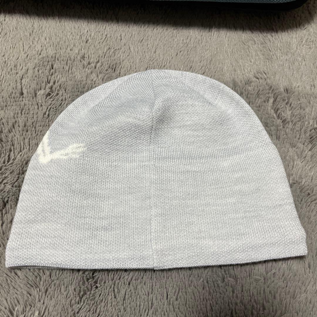 ARC'TERYX スケルトンロゴ ニット帽 グレー