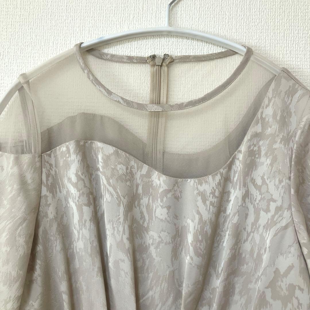 人気　美品　エトル　ミアンダリングウエストタックフレアドレス　ベージュ　M