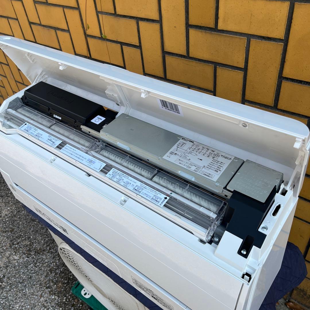 東芝ルームエアコン　RAS-K221E3DX 主に６畳用　【美品】