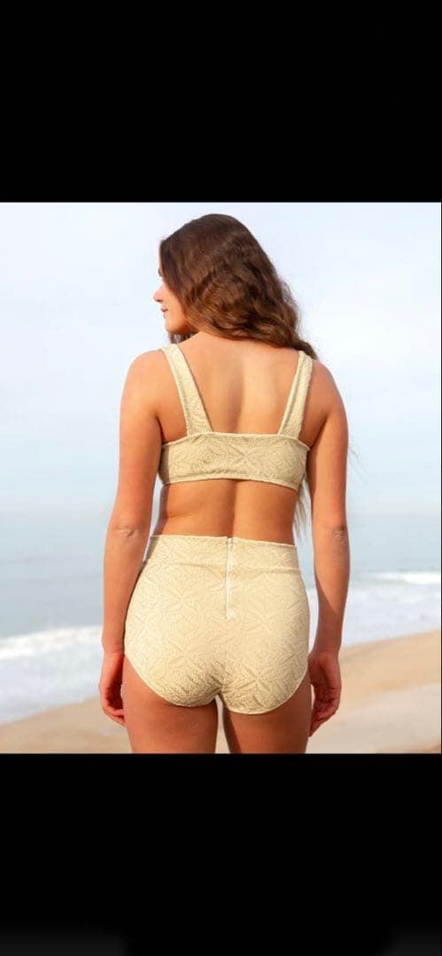 最終お値下げ9/30まで　新品未使用⭐︎ seeaシーア 水着上下セット　Sサイズ