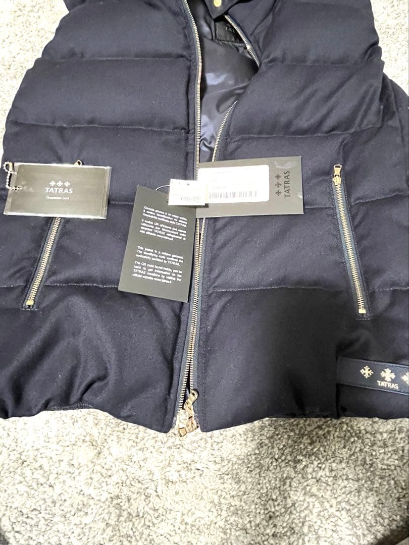TATRAS ダウンベスト　 ウール　リアルファー　ネイビーサイズ3 証明書付き