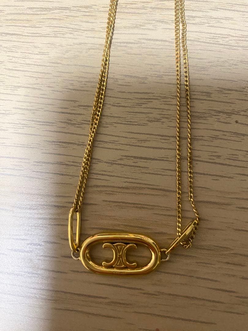百*瀬様 CELlNE セリーヌ トリオンフ ロゴ ネックレス ゴールド