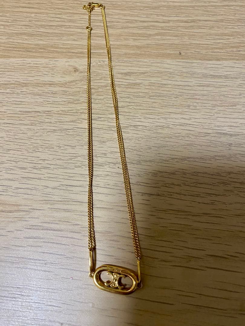 百*瀬様 CELlNE セリーヌ トリオンフ ロゴ ネックレス ゴールド