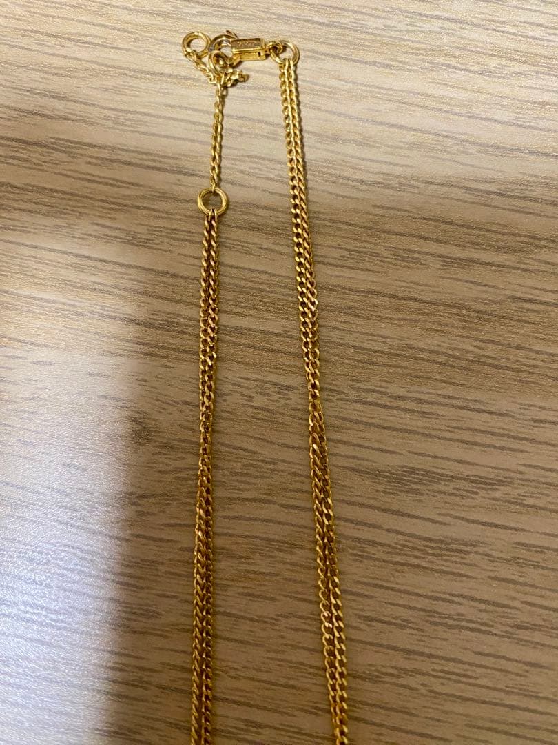 百*瀬様 CELlNE セリーヌ トリオンフ ロゴ ネックレス ゴールド