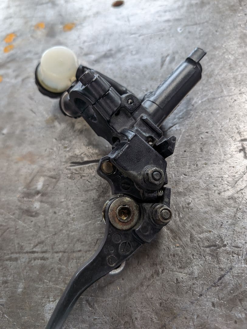 ニッシン　タンク別体ブレーキ＆クラッチ