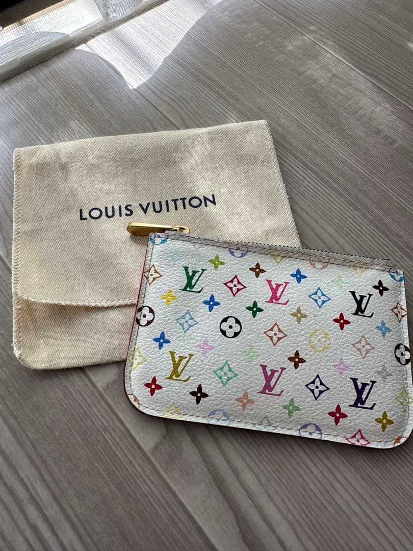 LOUIS VUITTON ピンク キーケース & パスケース