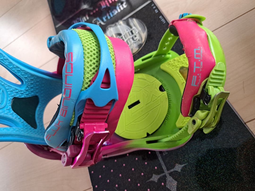 T*a様 国産ハイスペックスノーボードセット 140cm 011 Artisti