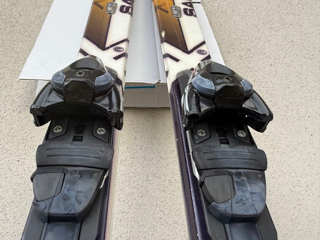 SALOMON Xwing 8 スキー板 166cm ストック付き