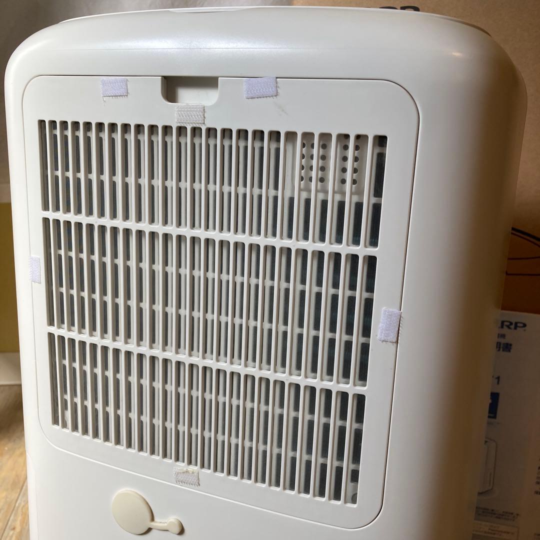 シャープ　除湿機　衣類乾燥　プラズマクラスター　CV-J71W 2020年製