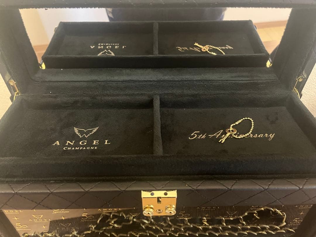 空き瓶ANGEL Champagne 5th Anniversary セット