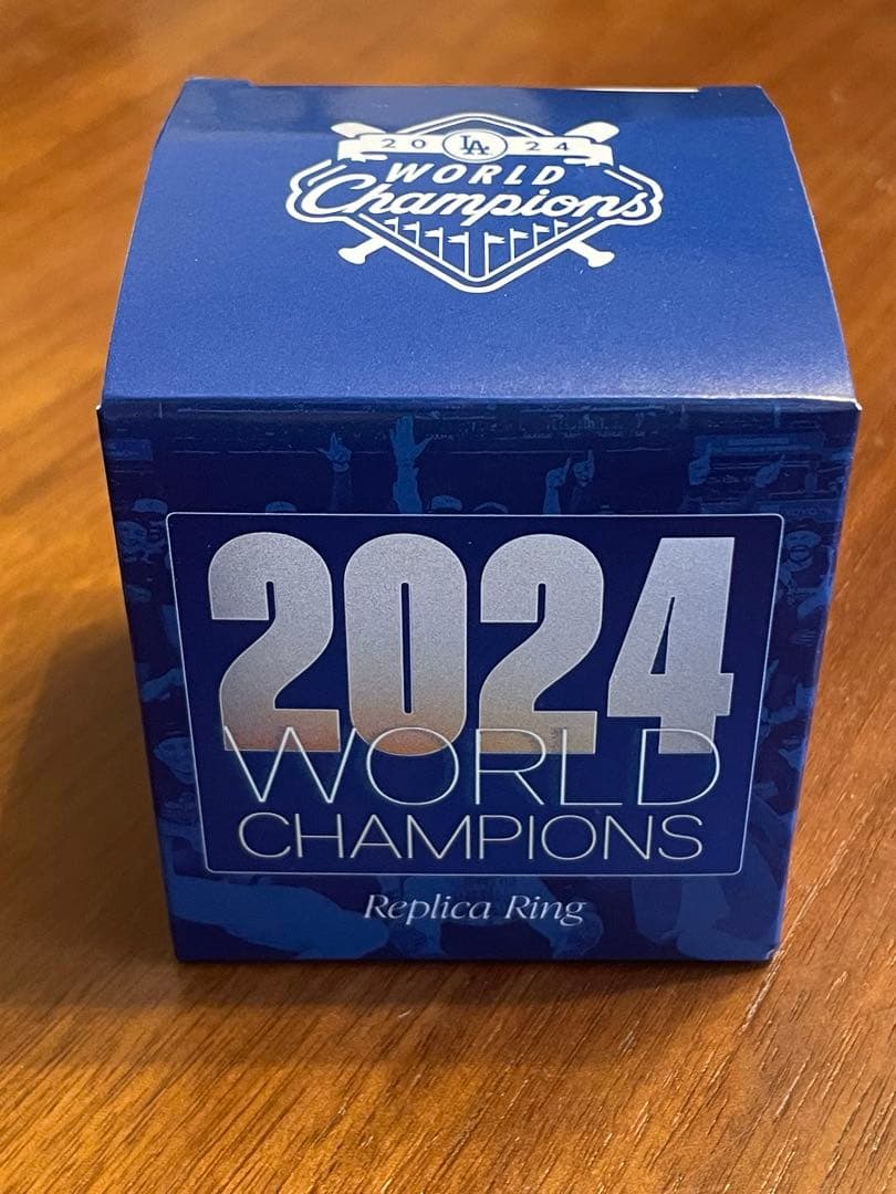 記念グッズ 7/21 2024 World Champions Replica Ring
