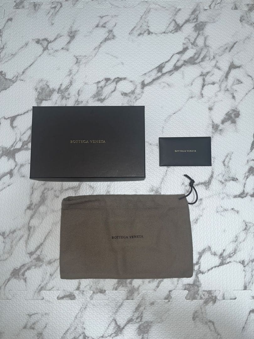 ボッテガヴェネタ 二つ折り財布(BOTTEGAVENETA)