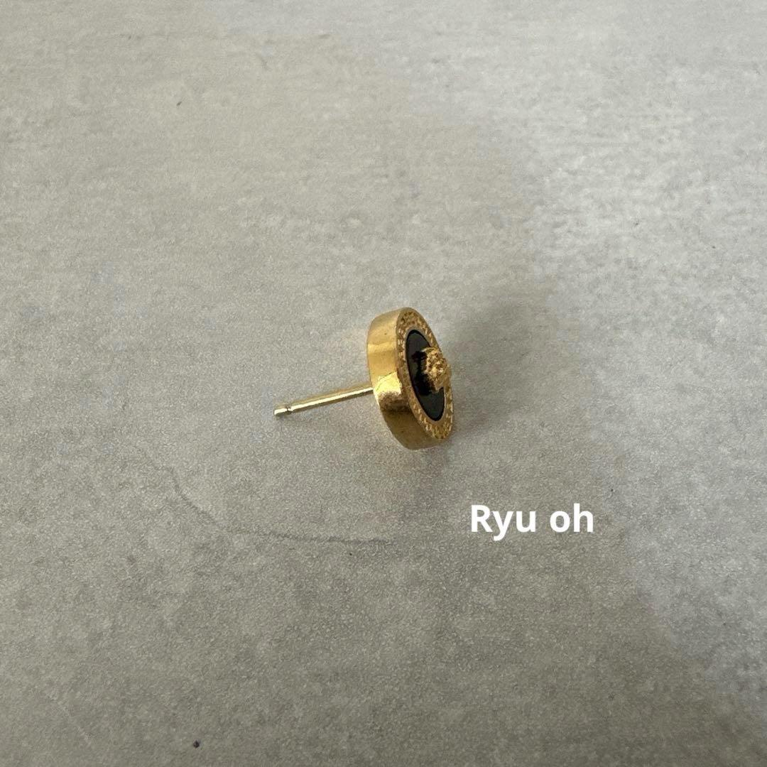 Versace ヴェルサーチェ Medusa ピアス ゴールド 片耳