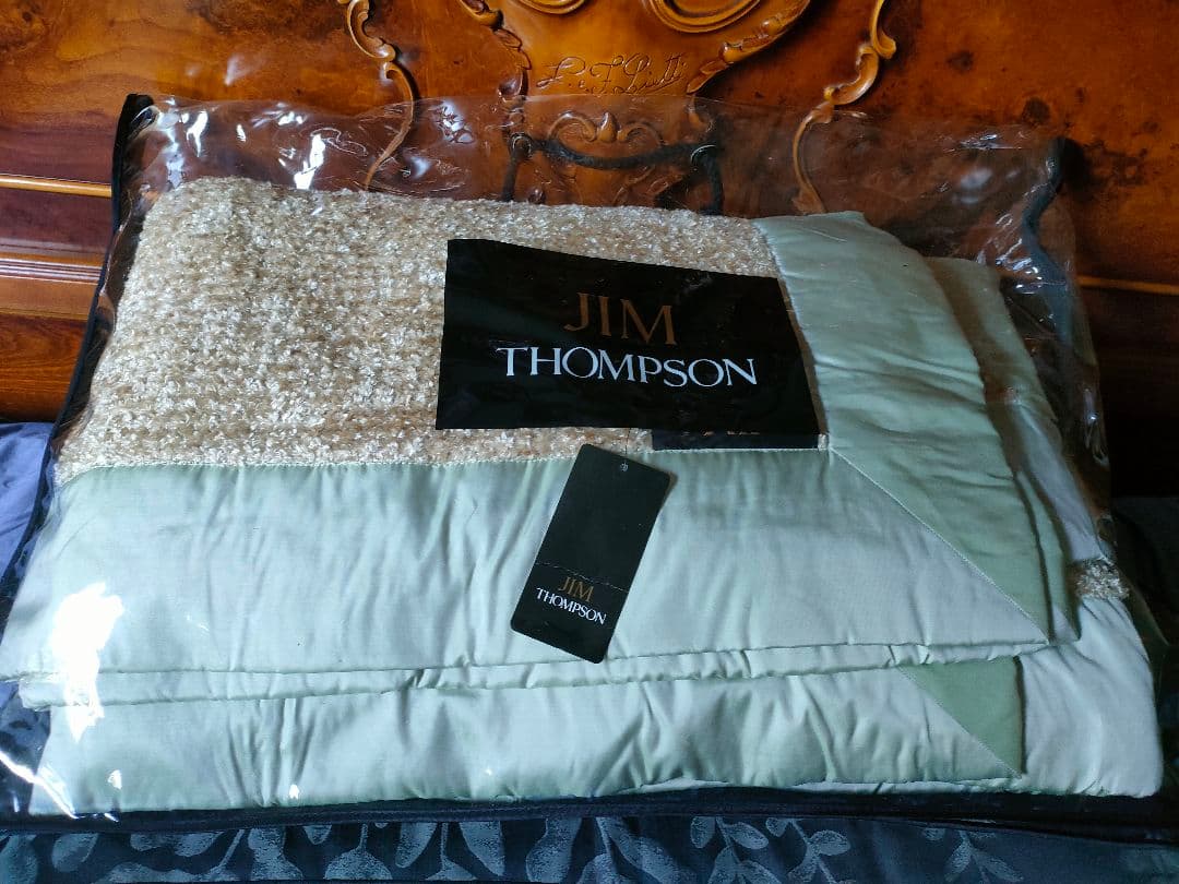 JIM THOMPSON SILKブランケット　1.38 ✕ 2.20