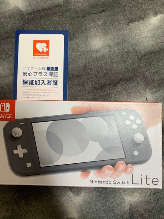 任天堂 Switch ライト