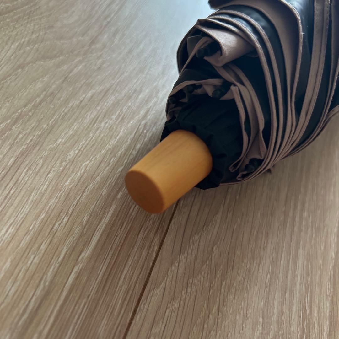 サンバリア100 折りたたみ日傘 ２段折 黒×ピンク