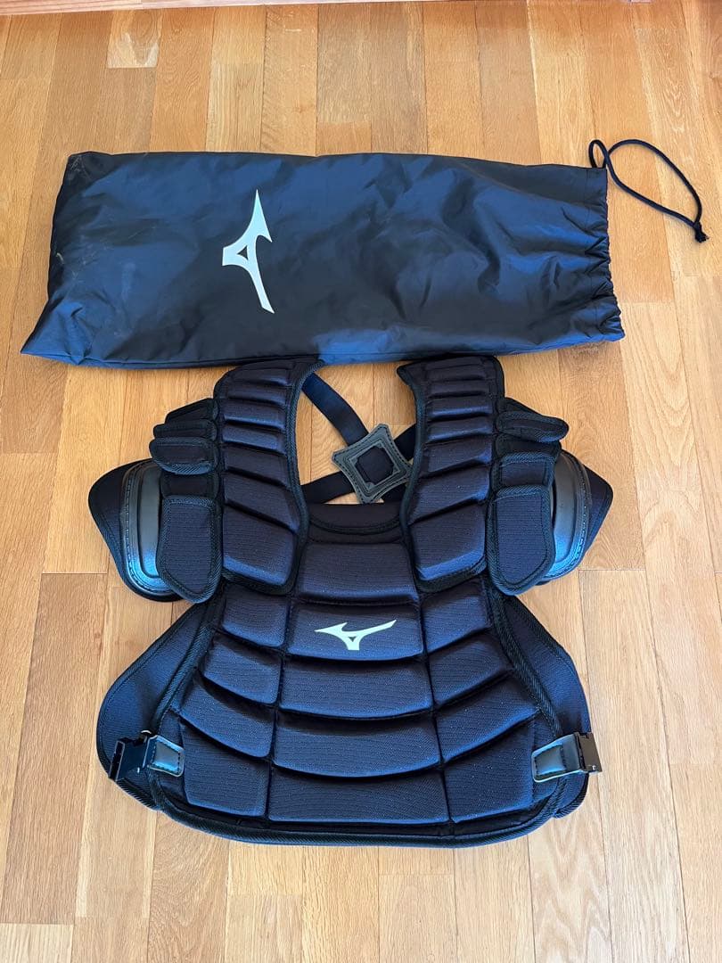 ★Mizuno 硬式・軟式兼用　審判用防具★