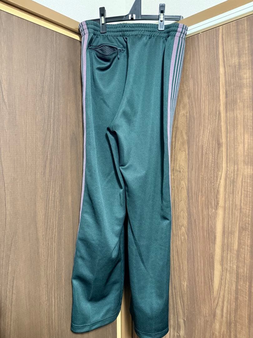 needles トラックパンツ