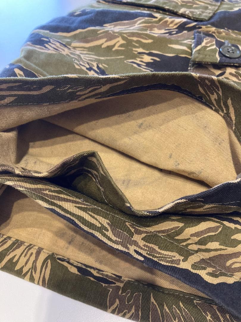 美品｜リアルマッコイズ タイガーカモ カーゴ S ショートパンツ ハーフパンツ