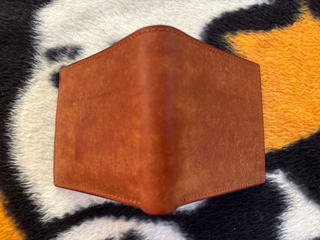 RYU 本革 二つ折り財布 ブラウン