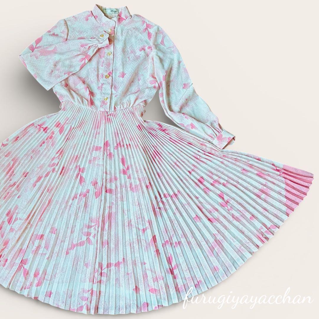 昭和レトロ 花柄プリーツワンピース ロング丈 長袖 白　ピンク　蝶々