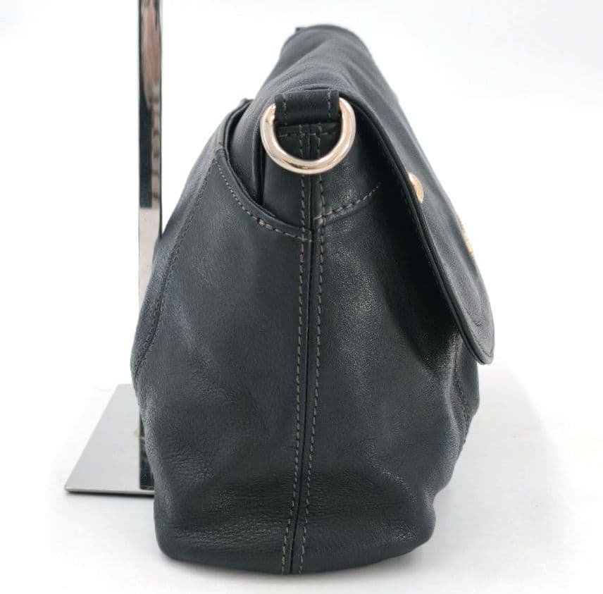 【希少 高級◎】バーバリー ショルダーバッグ 斜め掛け ノバチェック 本革 廃盤