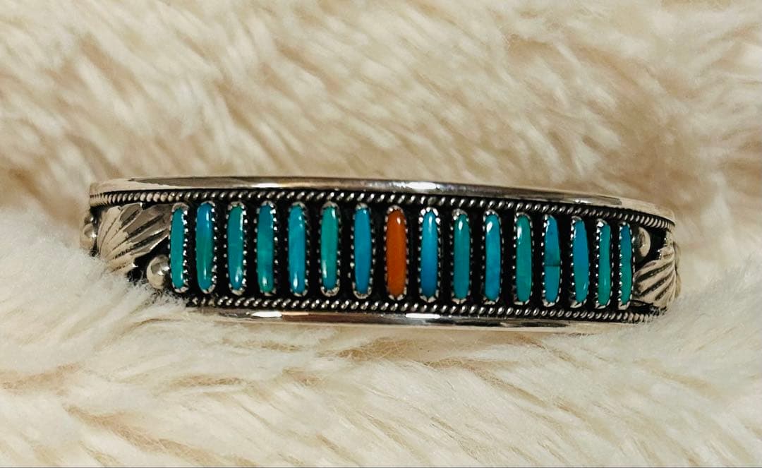 天然ターコイズ　バングル※貴金属布付　※作家サイン入り