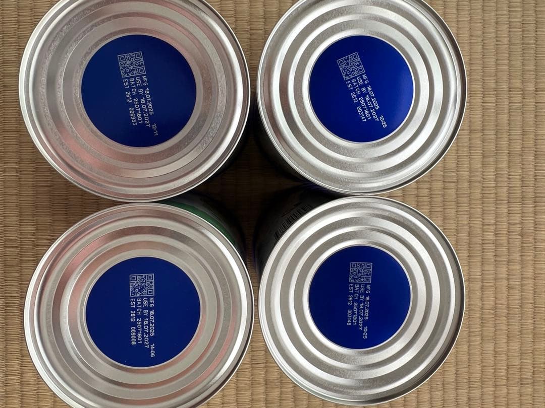 bubs オーガニック粉ミルク 0-6ヶ月用、800g缶が4つセット