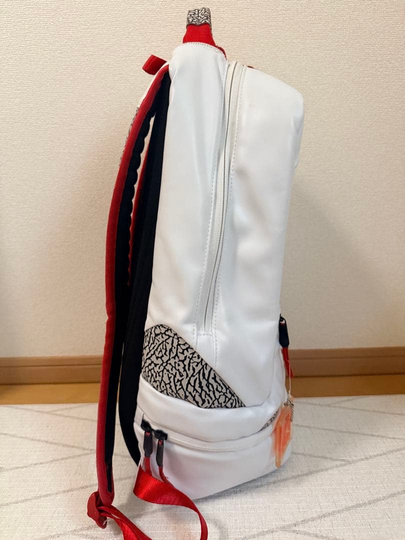 ジョーダン　レトロ3 バッグパック