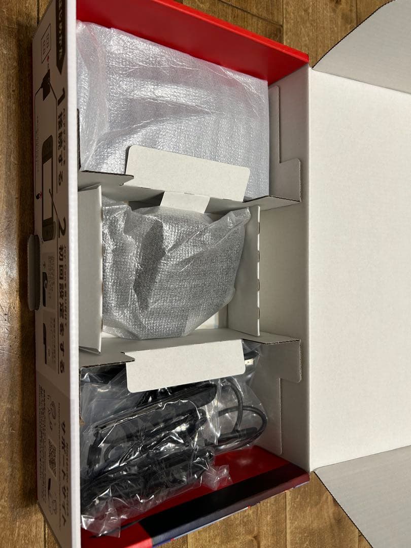 Nintendo Switch 本体　美品　箱　付属品完備