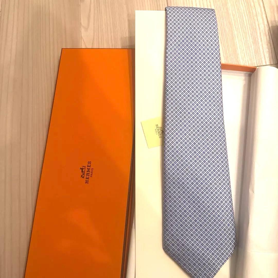 HERMES 幾何学模様 ネクタイ　ブルー　新品