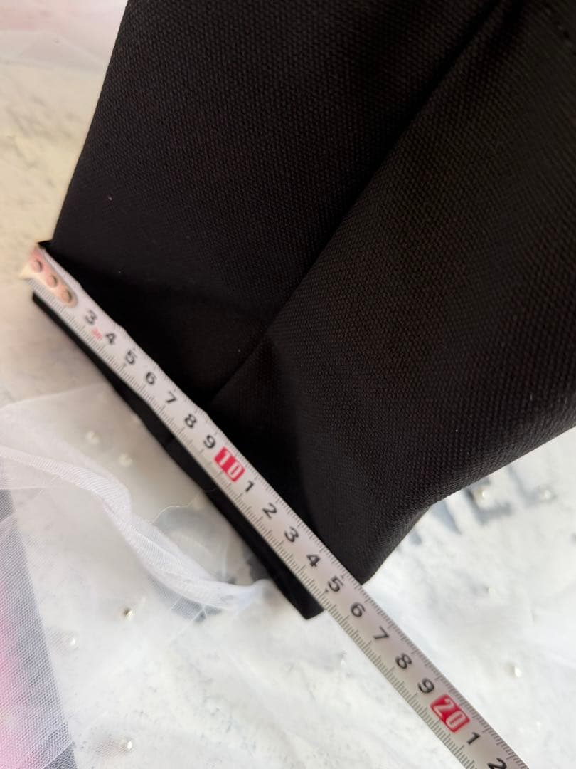 PRADA 新作ノベルティ ブラック ミニトートバッグ 刺繍　　非売品　箱付き