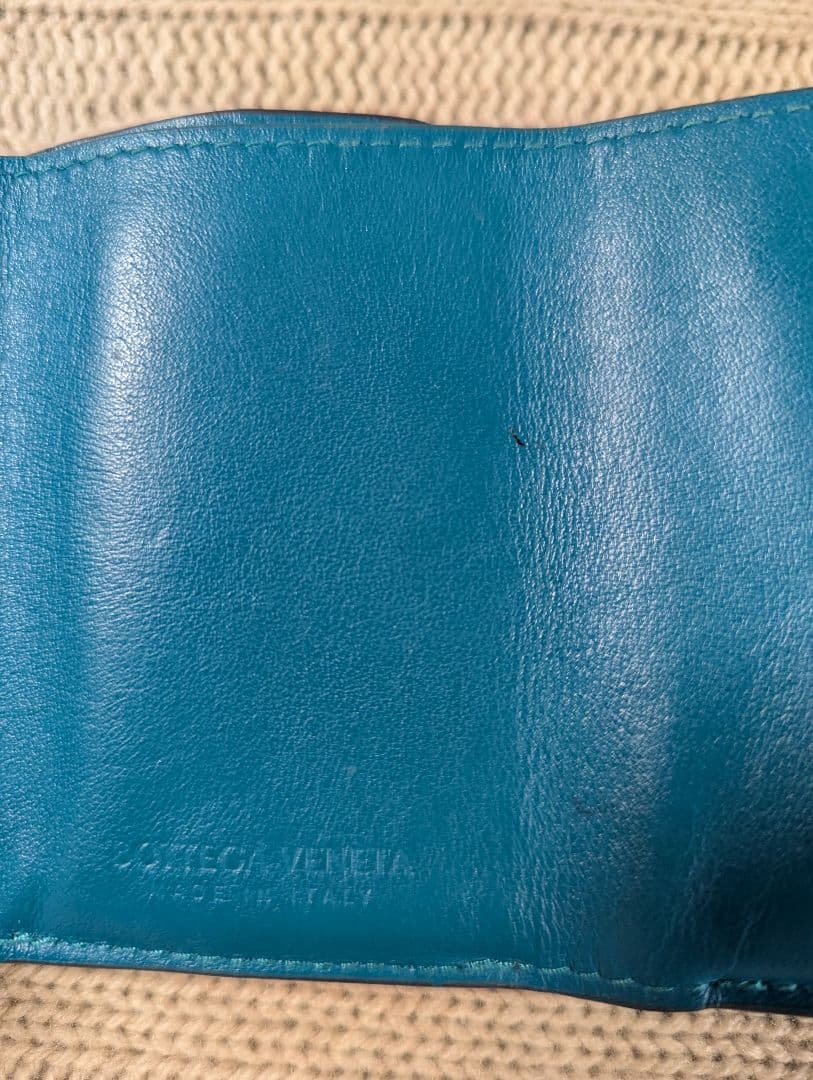 BOTTEGA VENETA イントレチャート 三つ折り財布 茶×ターコイズ