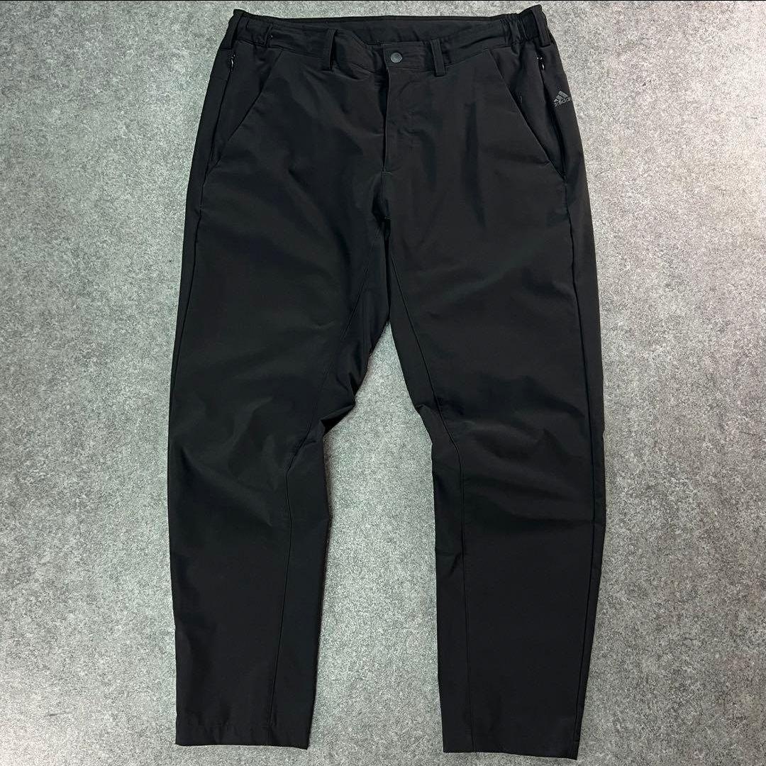 adidas True Stripes ブラックビジネススーツ