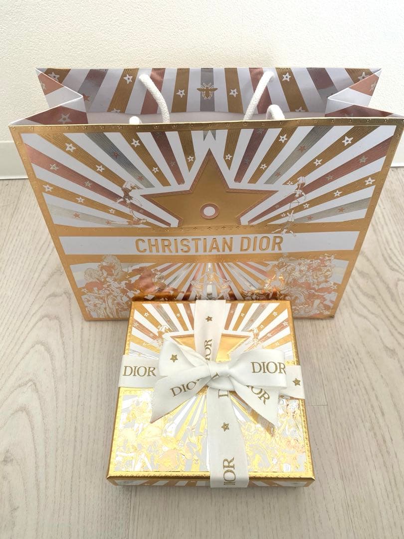 Miss Dior Blooming Bouquet セット