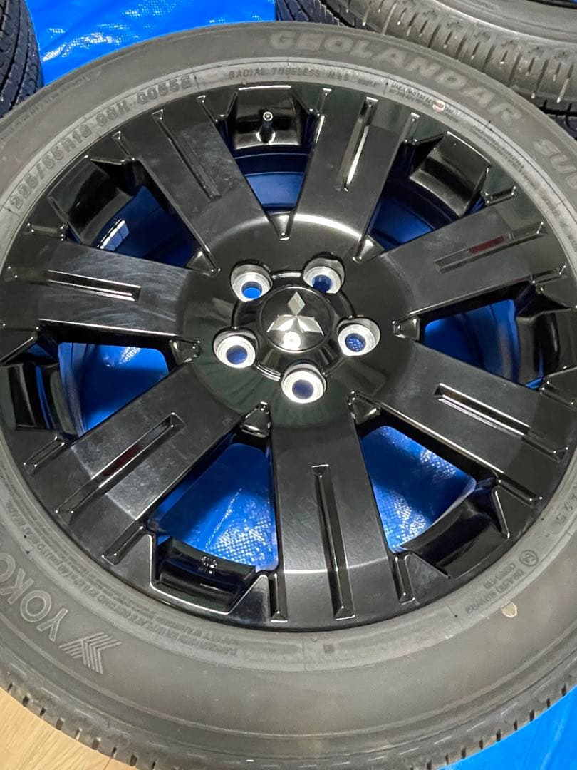 三菱デリカD5 シャモニー タイヤ ホイール 4セット【新車外し】