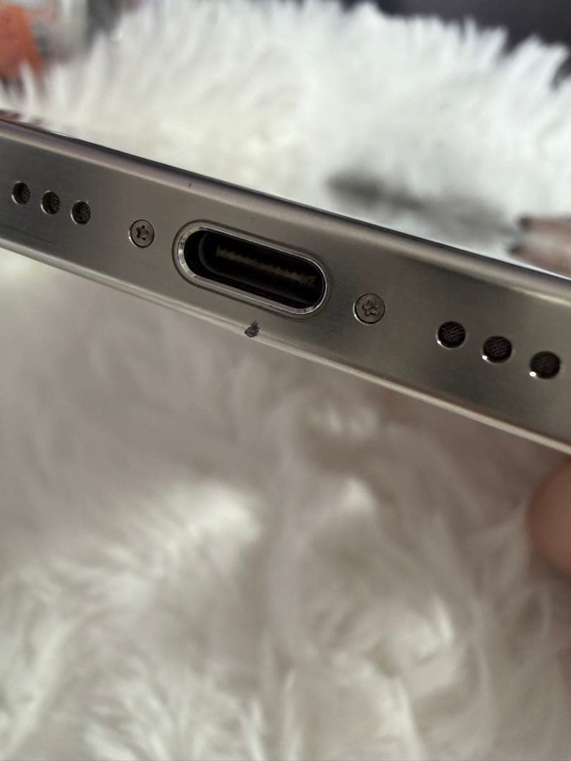 iPhone15 PRO ホワイト 256GB