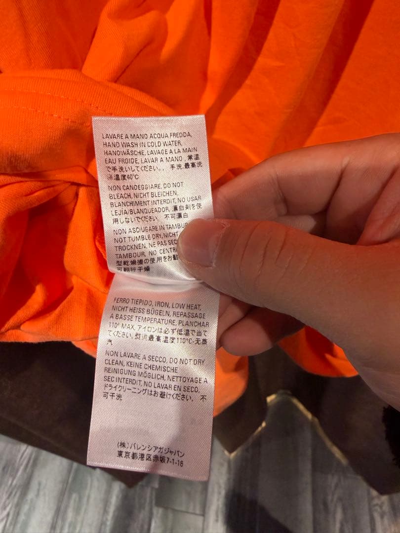 BALENCIAGA オレンジ 長袖カットソー