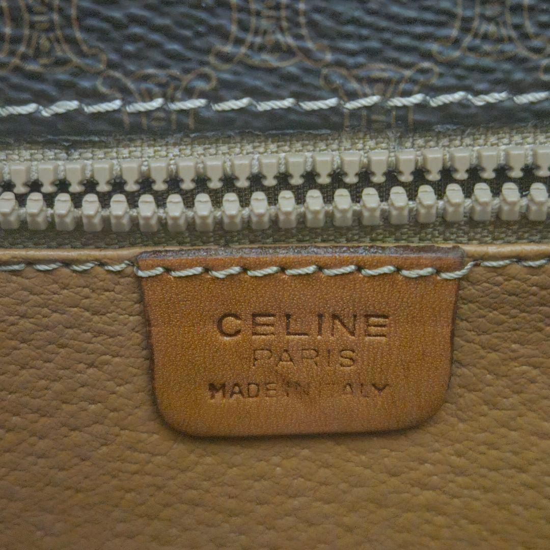 セリーヌ　トリオンフ　ショルダーバッグ　ロゴ