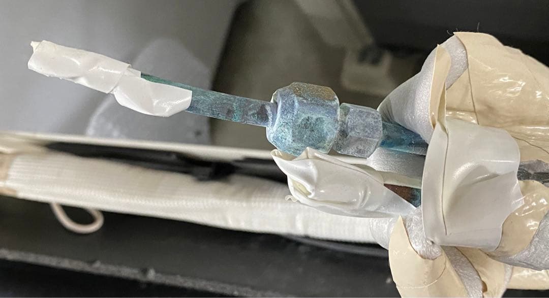 東芝　ルームエアコン　RAS-C405D (W) 2017年製　100V 14畳