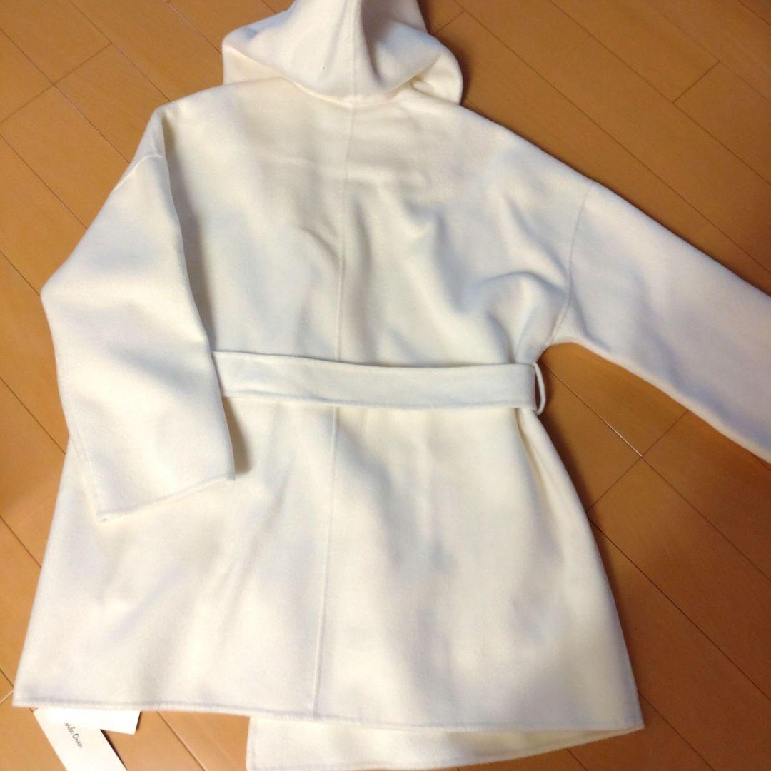 ホワイト フード付きローブ