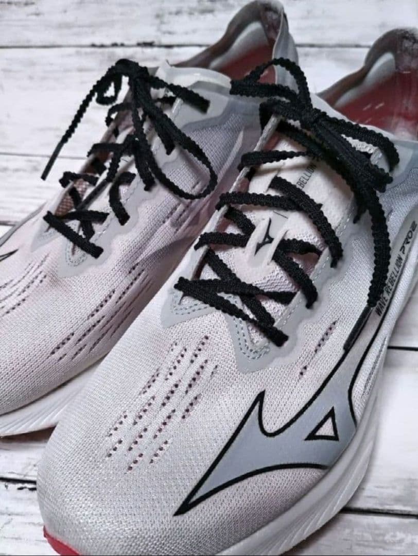 ミズノ　ウエーブリベリオンプロ 2 　ランニングシューズ