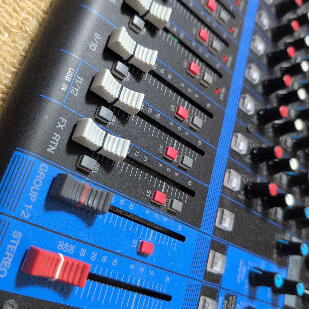 極美品！★個人使用！外持出なし★YAMAHA MG12XU アナログミキサー